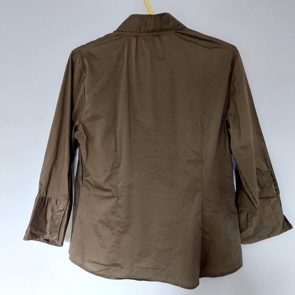 H&M Olive Green Button Down Stretchy Shirt (Size 14) - Picture 2 of 6